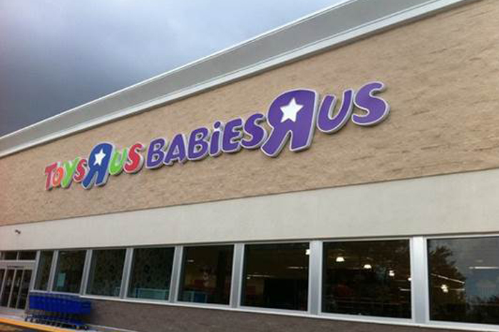 Toys R Us Stores